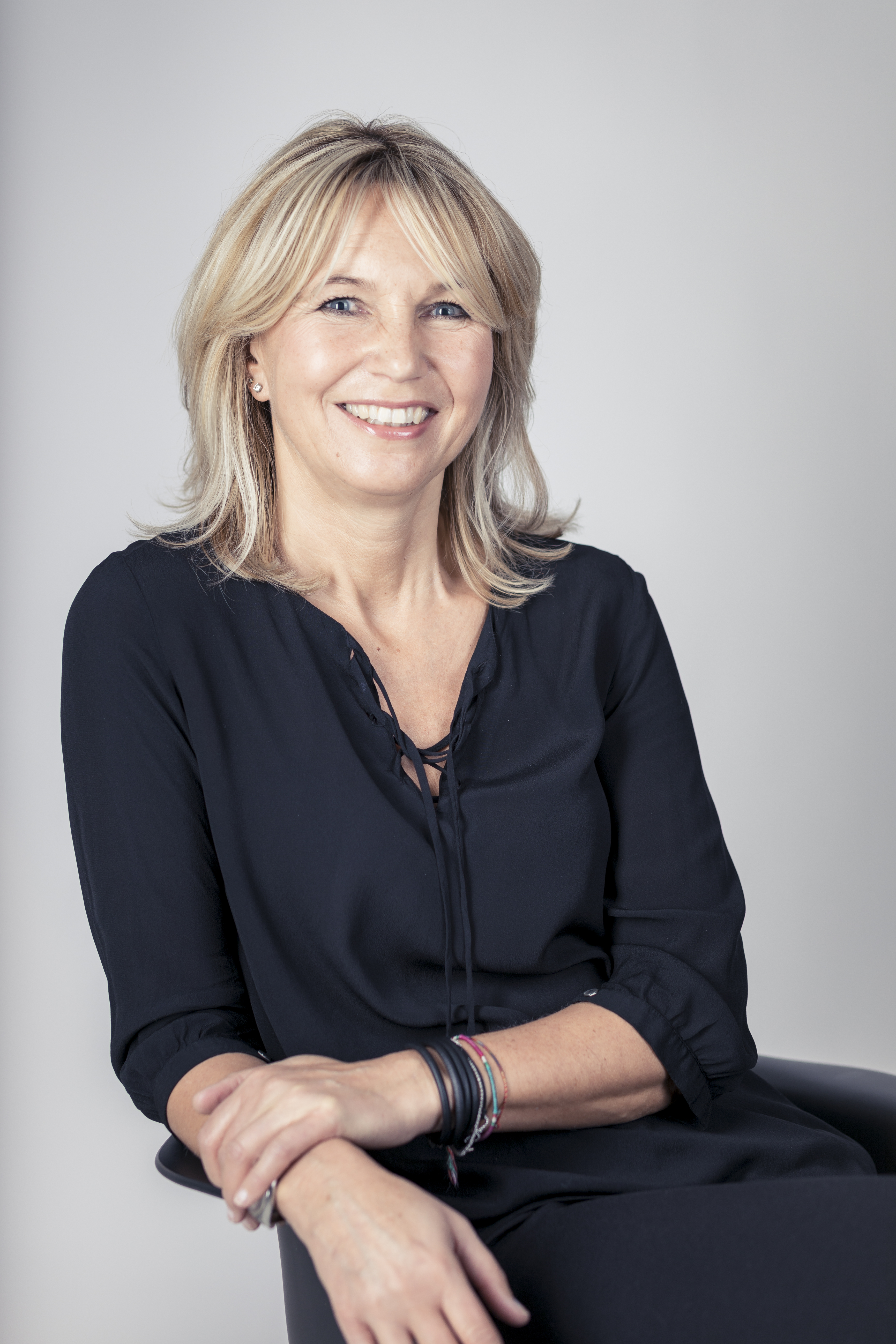 Guyot Portrait 17 hm 5234